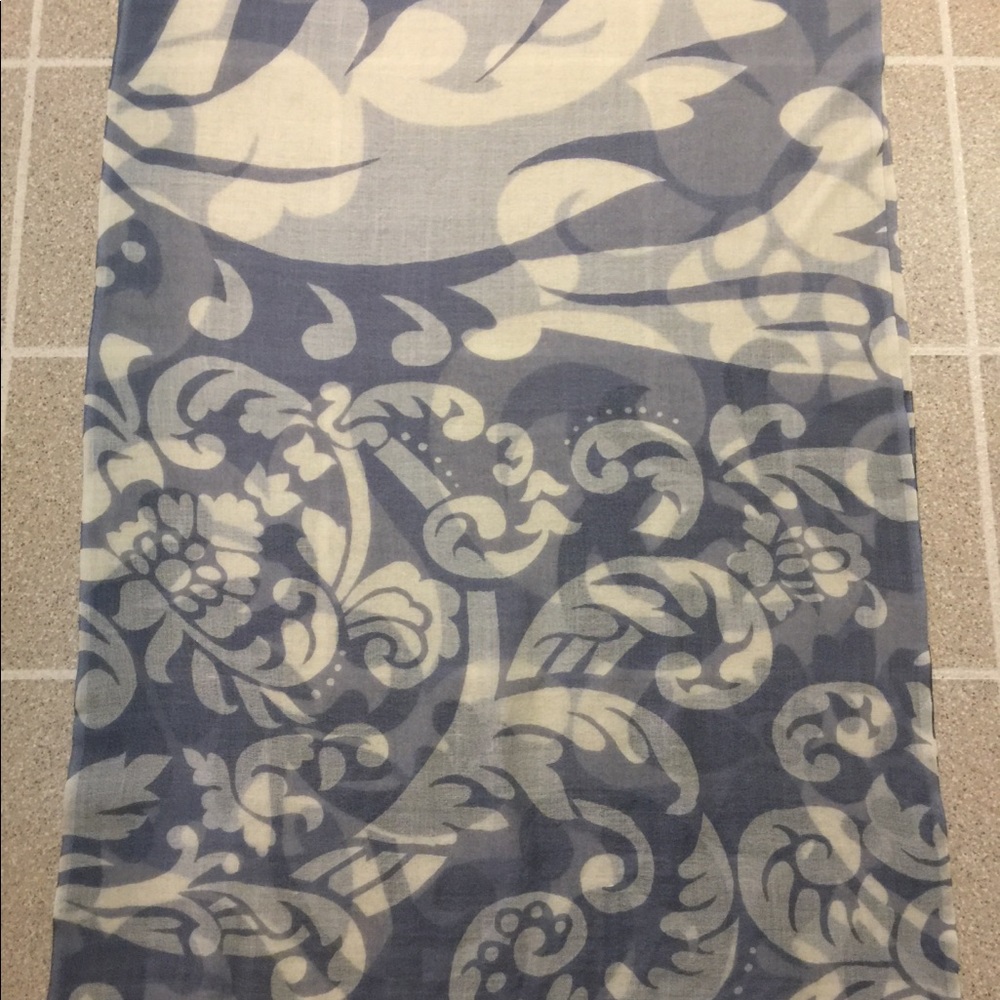 NEW COLONIAL BLUES/OFF WHITE SCARF pd $155